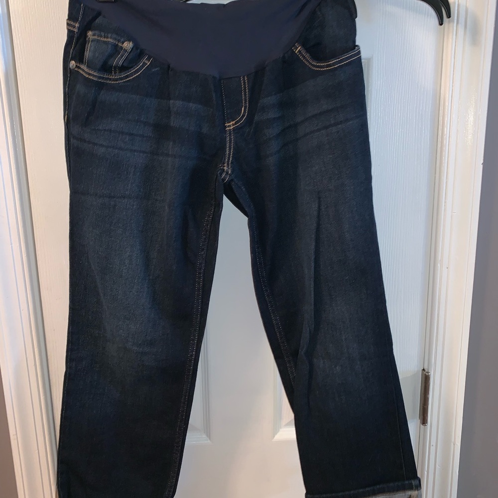 Indigo @ Motherhood cropped jeans